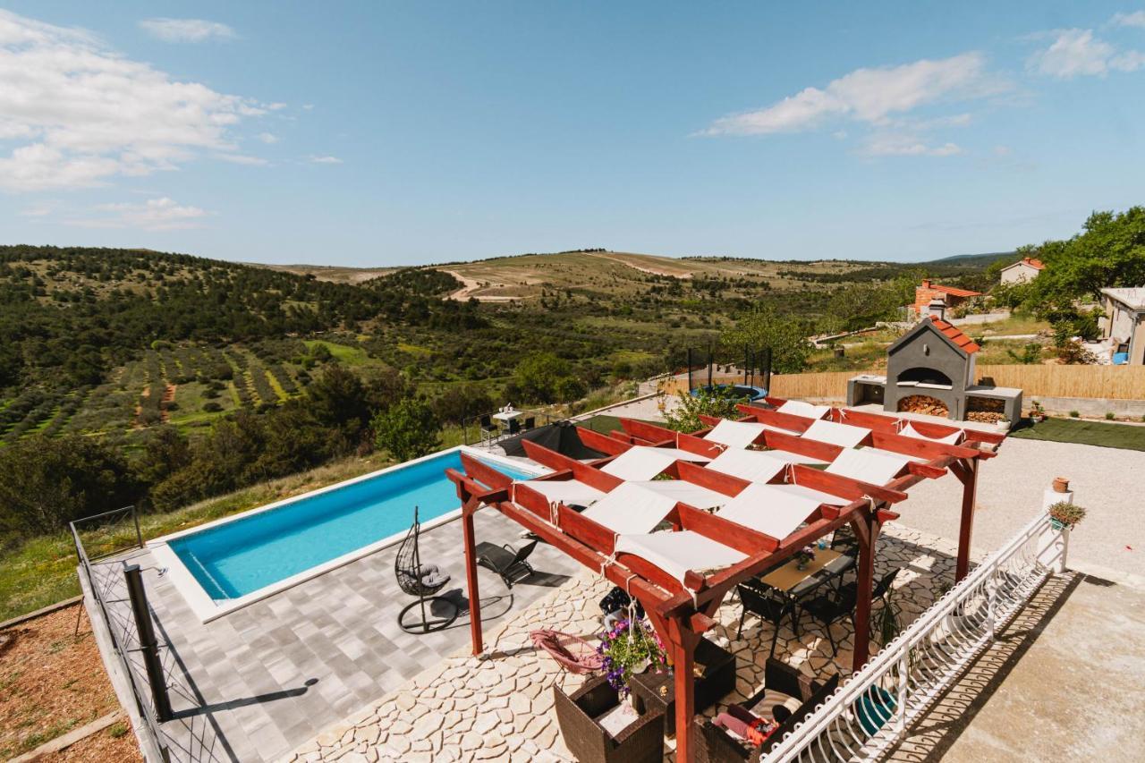 Guest House "The View" - With A Pool Donje Polje Екстериор снимка